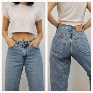 Vintage 1990's Levi's Relaxed Fit Tapered Mom Jeans 550 Back Yoke 26 X 30